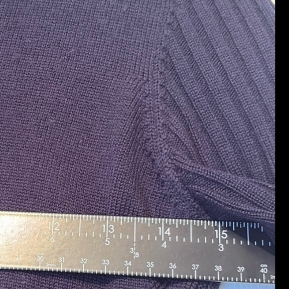 Luisa Spagnoli Navy Ribbed Fitted Knit Short Sleeve Sweater - Picture 4 of 7